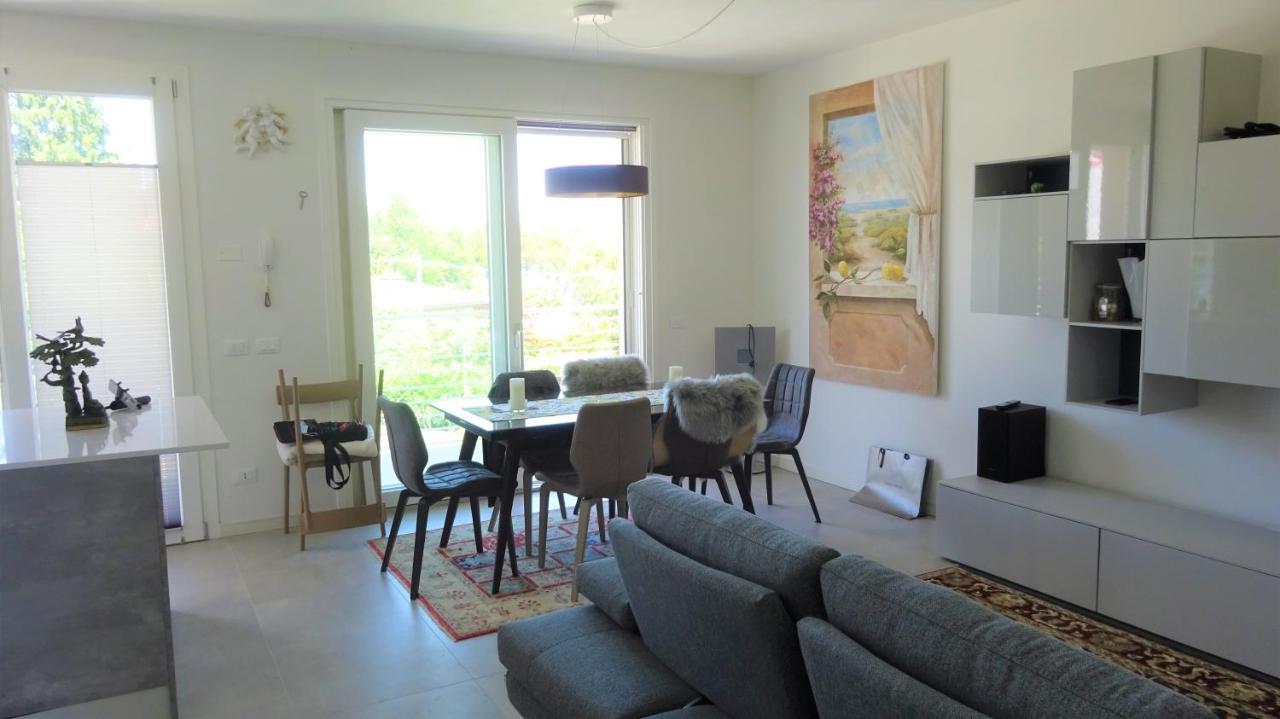 Holiday House Al Porto View Lake Peschiera del Garda Bagian luar foto